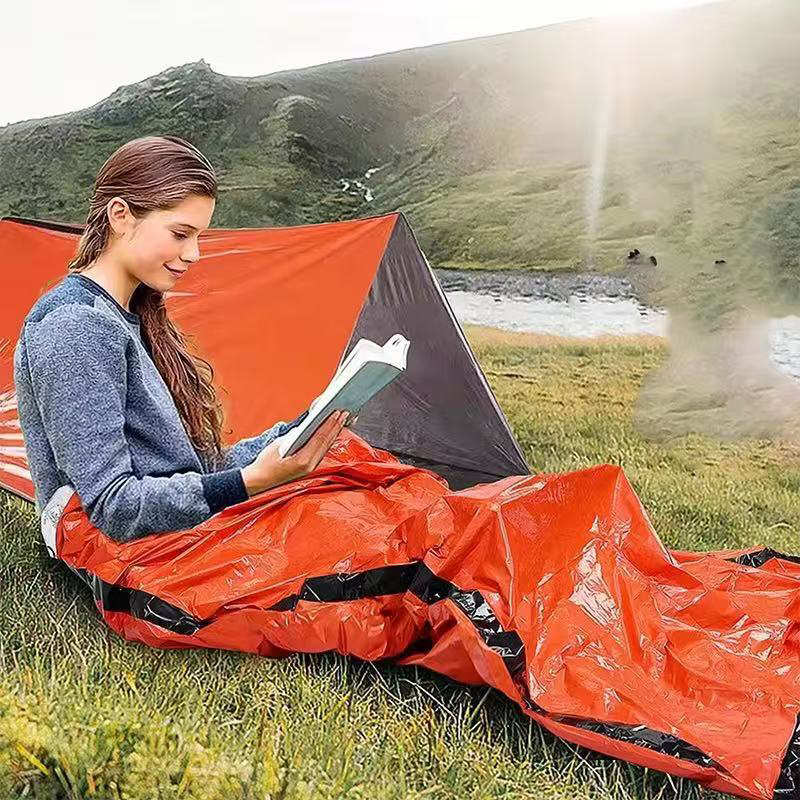 Emergency Mylar Blanket - 屋外緊急サバイバル寝袋サーマルブランケットマイラー防水再利用可能な袋ポータブルキャンプハイキング緊急ギア